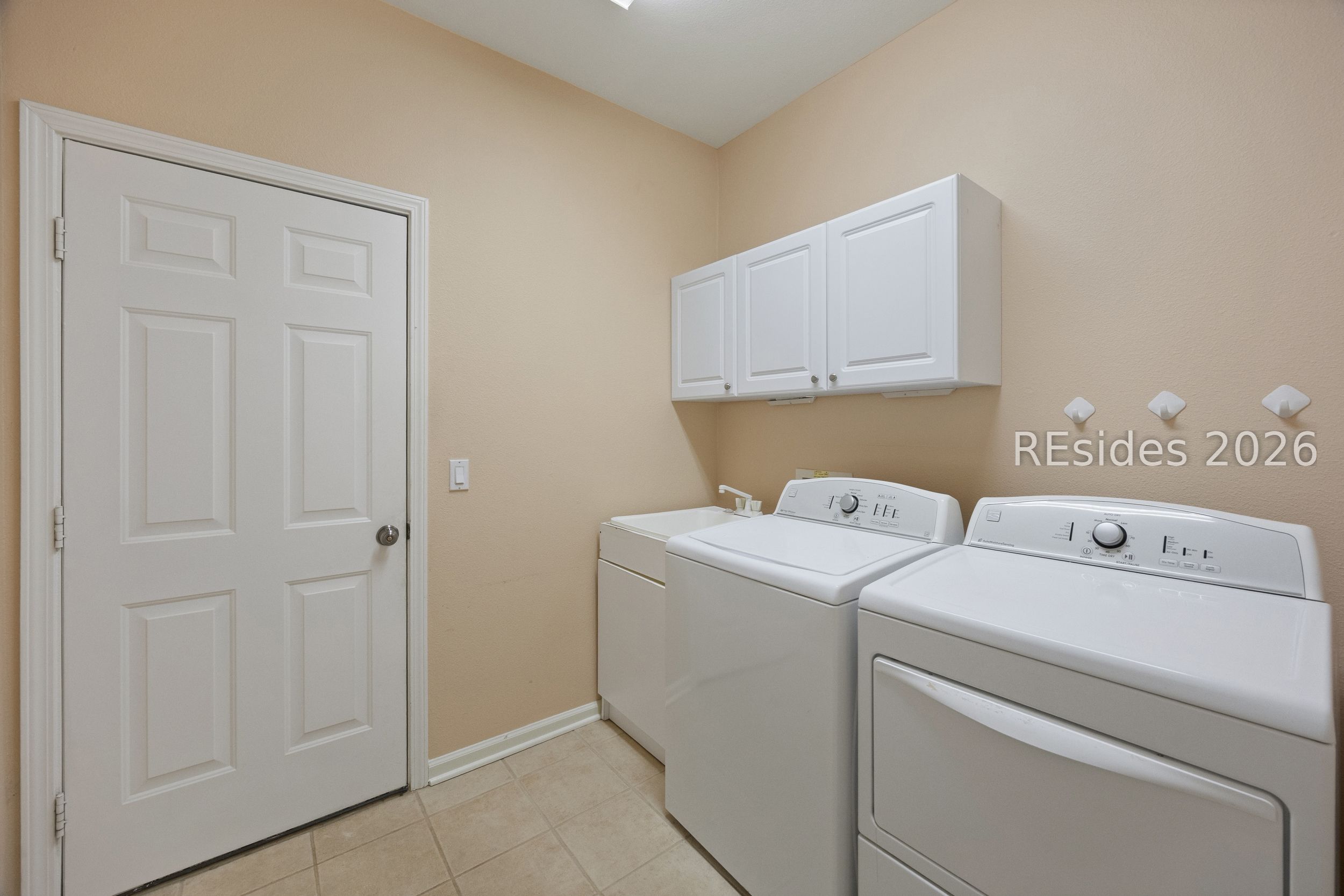 149 Hampton Circle Bluffton, SC 29909 - Photo 19 of 27 Laundry/ Utility Room