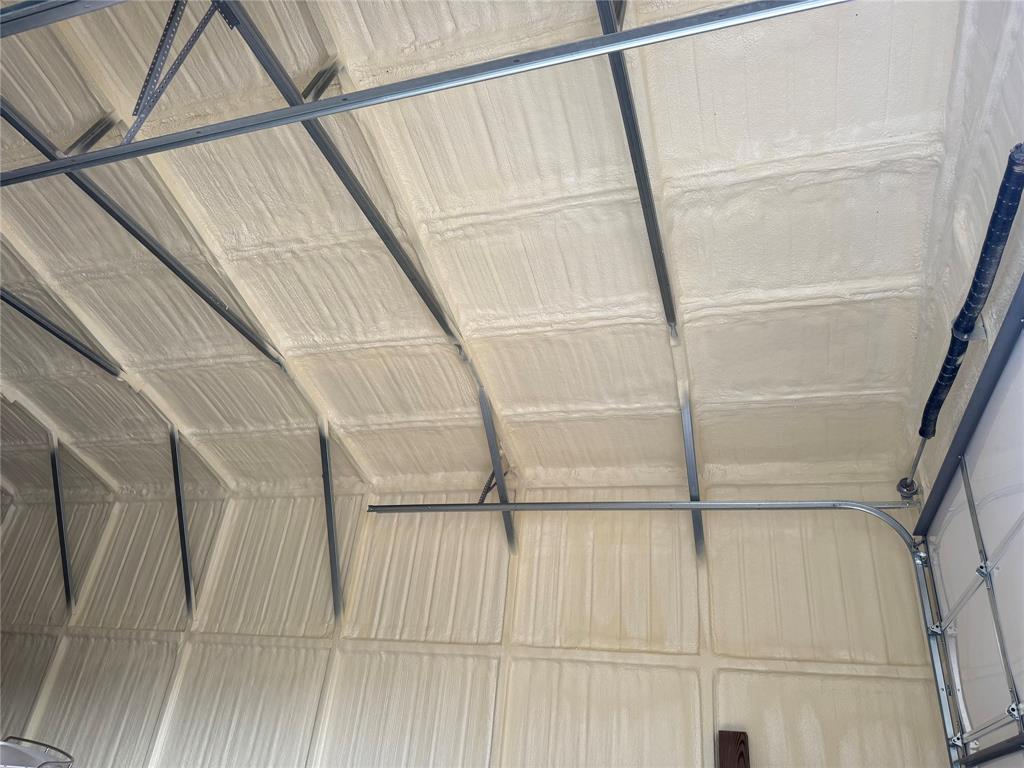 1211 VZ County Road Canton, TX 75103 - Photo 31 of 39 foamed garge