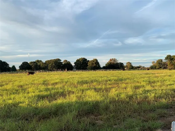 $999,999 | 1211 VZ County Road, Canton, TX 75103