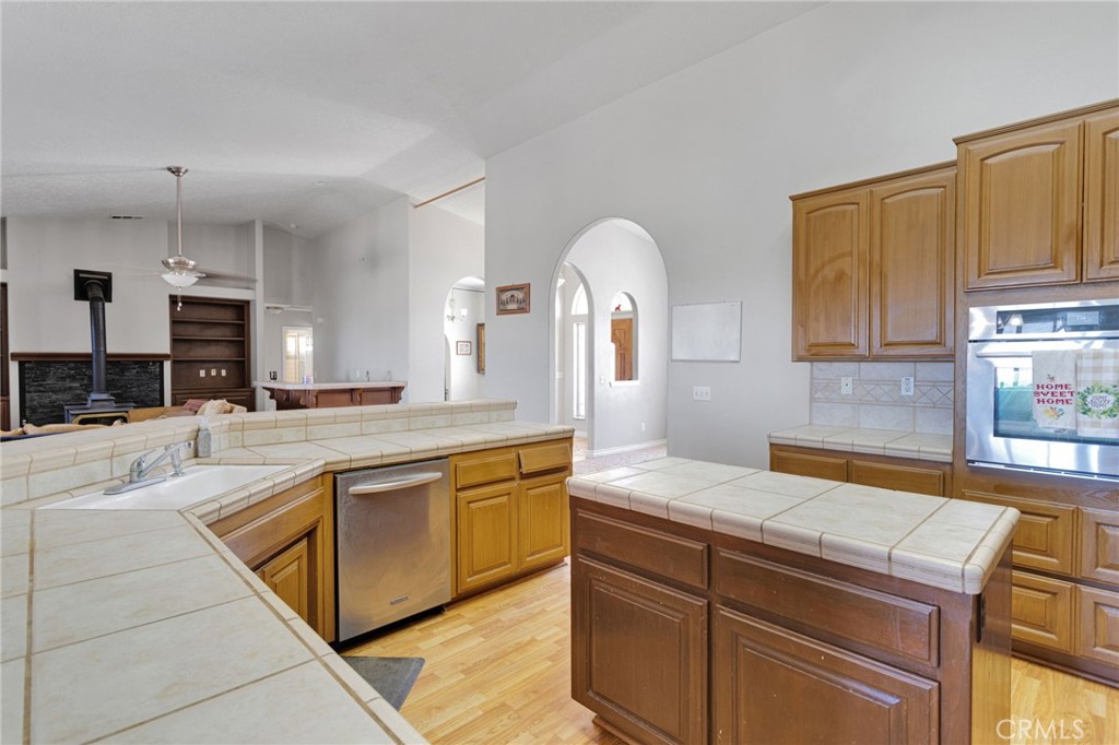 1220 Hollister Road Pinon Hills, CA 92372 - Photo 10 of 49
