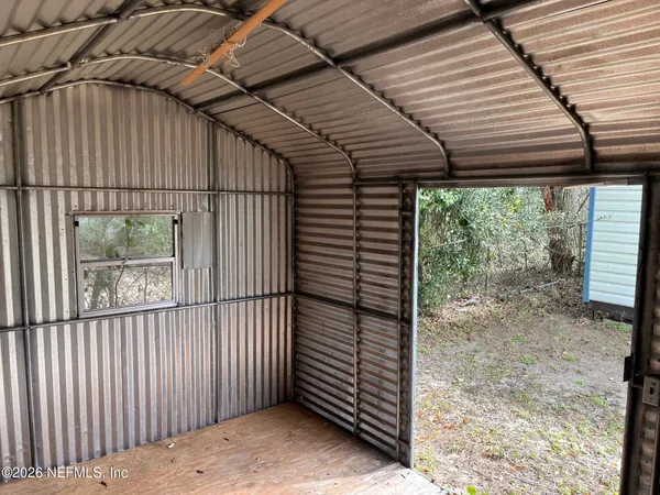 a view of utility room