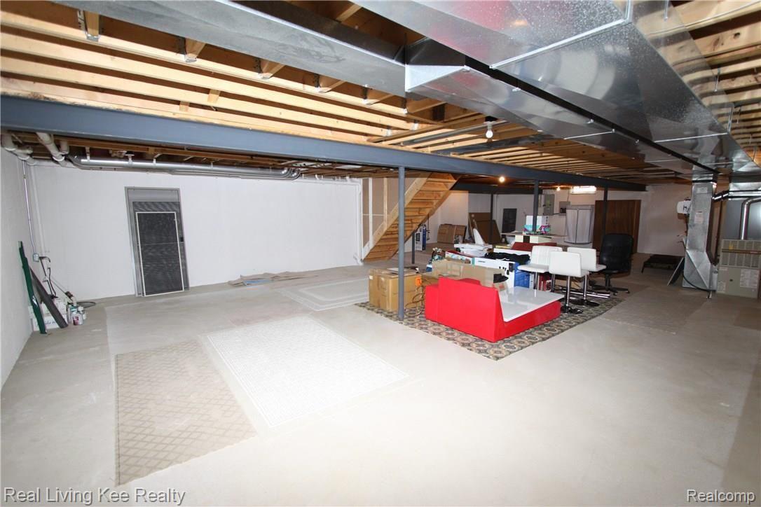 3822 Beechcrest Road Rochester, MI 48309 - Photo 56 of 65 IMG_0170.JPG