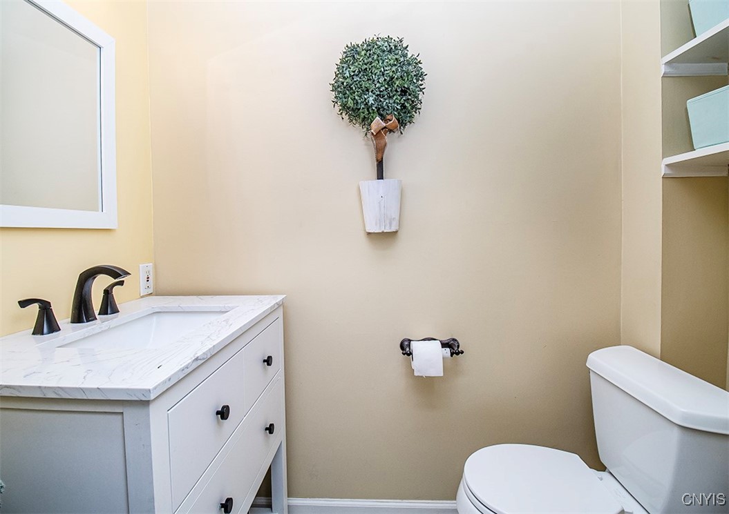 210 Wellington Road DeWitt, NY 13214 - Photo 26 of 47