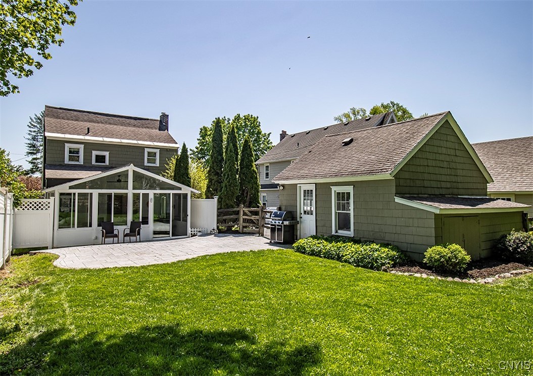 210 Wellington Road DeWitt, NY 13214 - Photo 5 of 47