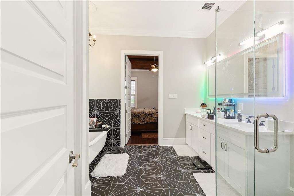 8541 Victory Drive Chalmette, LA 70043 - Photo 11 of 15