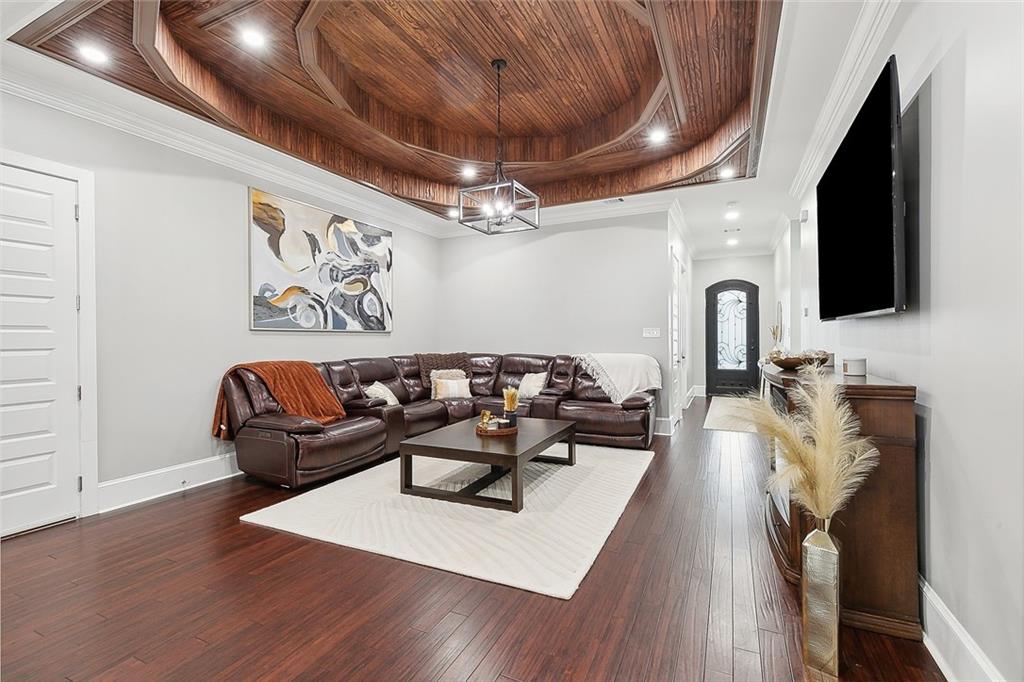 8541 Victory Drive Chalmette, LA 70043 - Photo 5 of 15