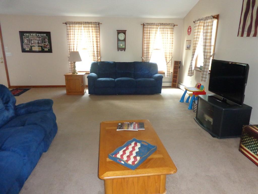 33 Sandy Hill Road Raynham, MA 02767 - Photo 11 of 42 Gallery Image 11