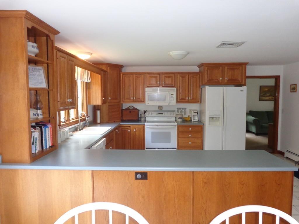 33 Sandy Hill Road Raynham, MA 02767 - Photo 7 of 42 Gallery Image 7