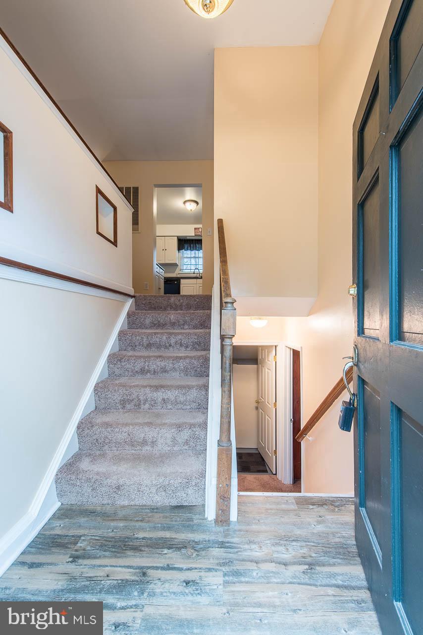 27 Apache Terrace Fredericksburg, VA 22401 - Photo 7 of 46