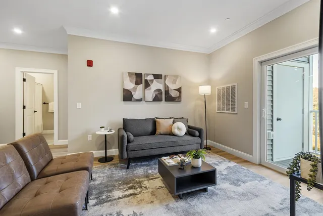 $419,900 | 10100 South Willow Street, Unit 107, Manchester, NH 03109