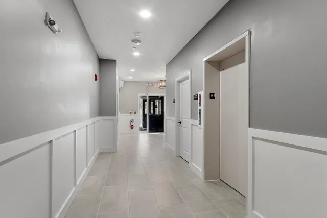 $419,900 | 10100 South Willow Street, Unit 107, Manchester, NH 03109