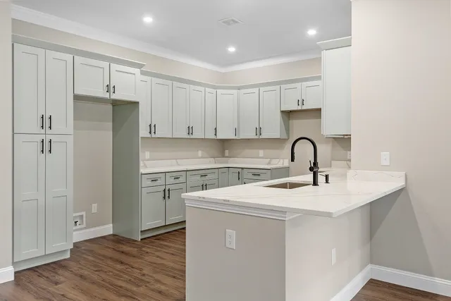 $419,900 | 10100 South Willow Street, Unit 107, Manchester, NH 03109