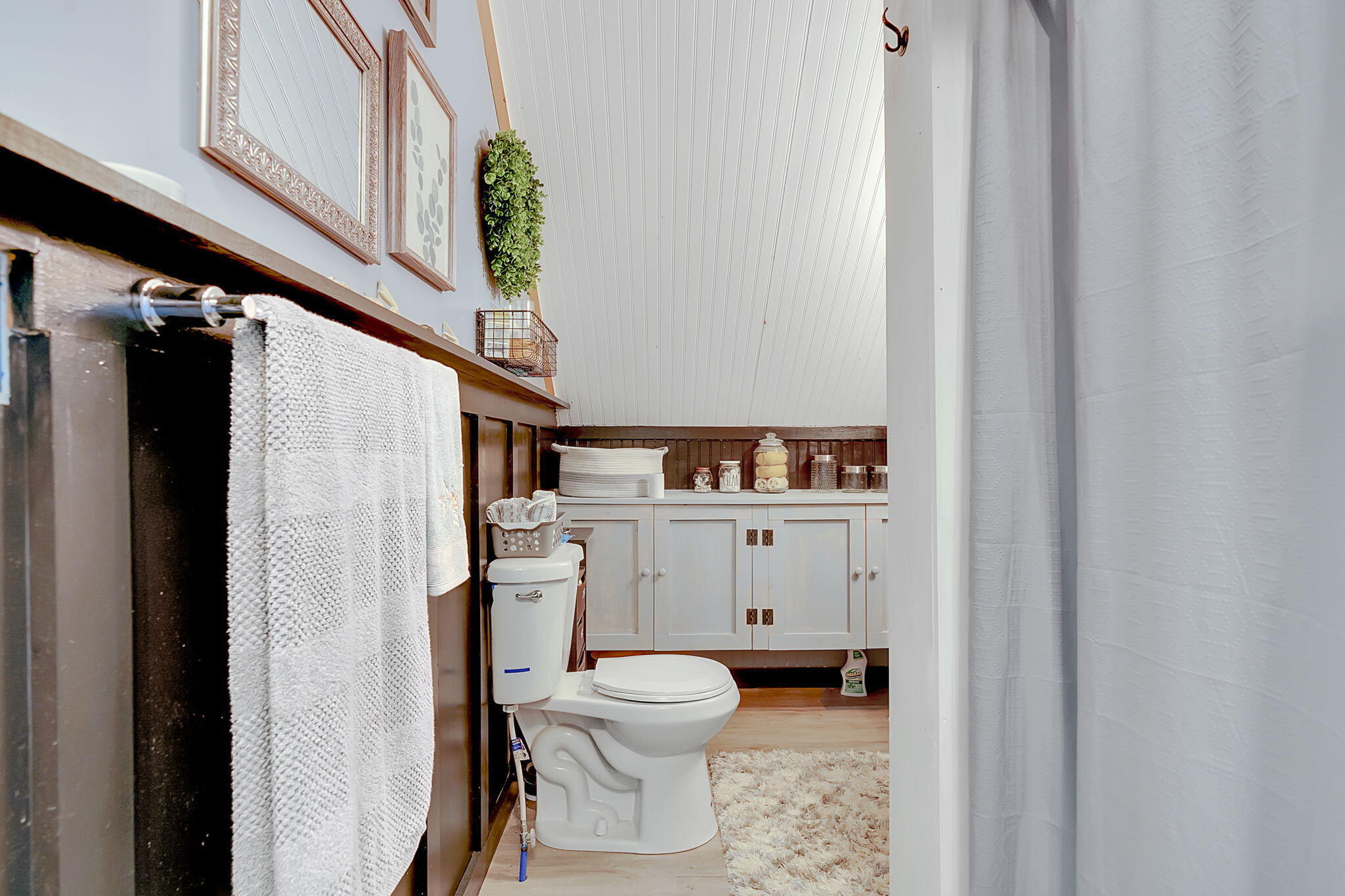 353 Lambs Mill Road Naples, ME 04055 - Photo 40 of 60 Second Floor Bath