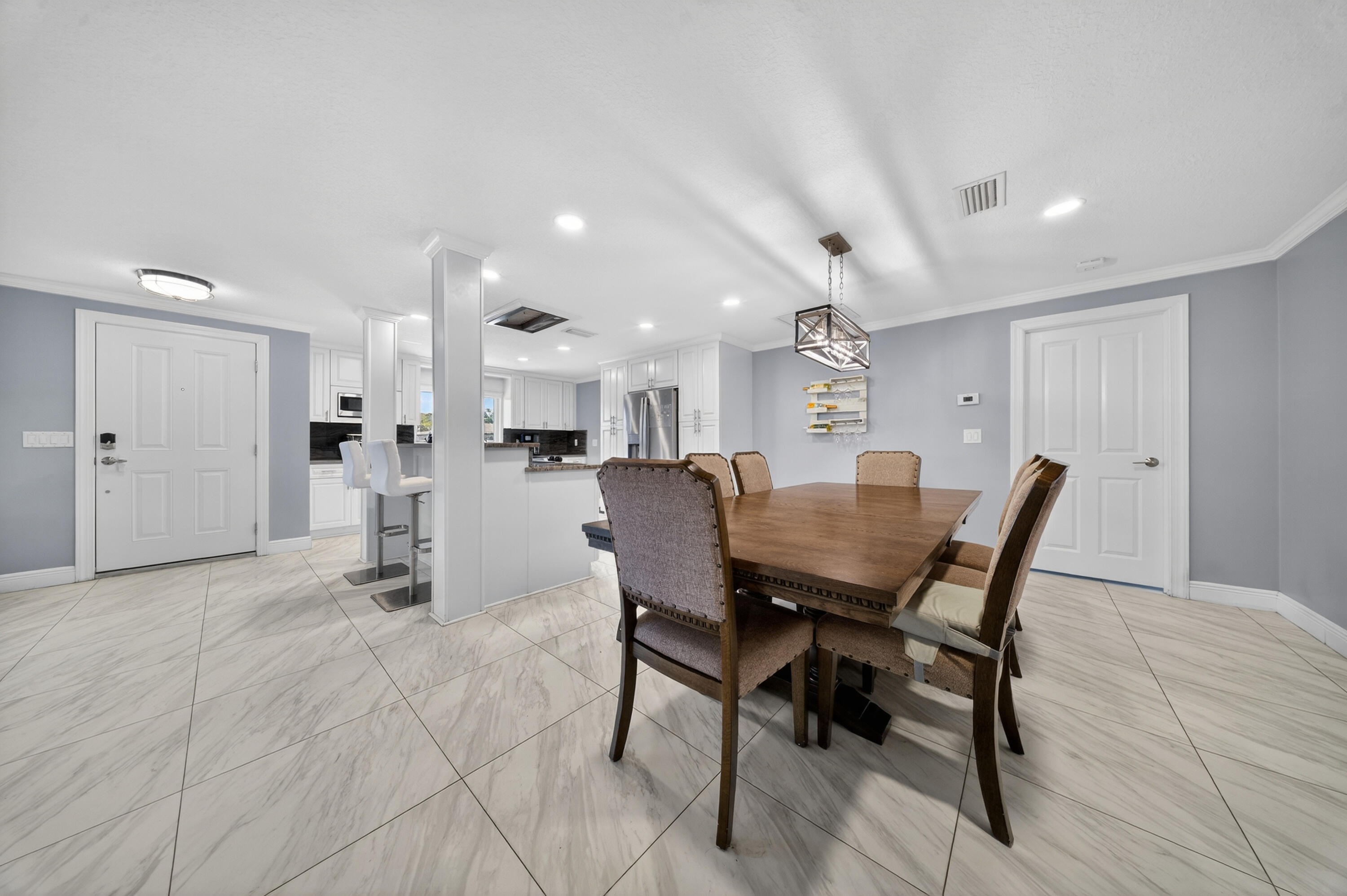 1879 Southeast Madison Street Stuart, FL 34997 - Photo 11 of 41 DSC07621