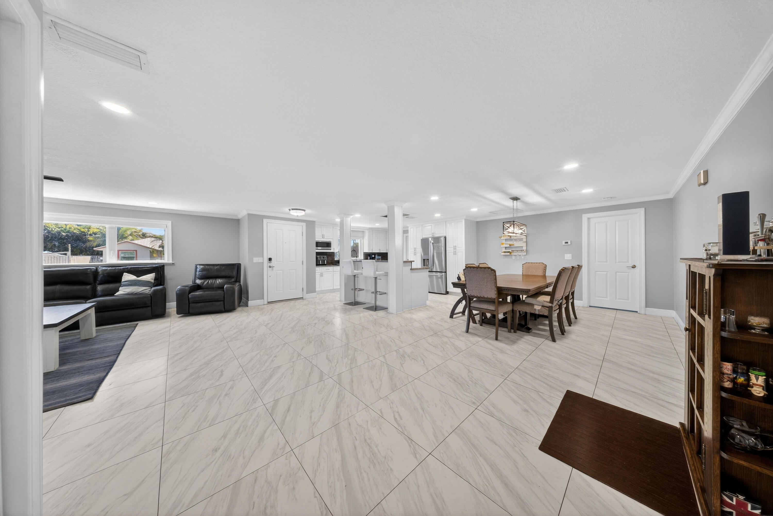 1879 Southeast Madison Street Stuart, FL 34997 - Photo 12 of 41 DSC07622