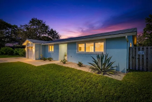 $549,000 | 1879 Southeast Madison Street, Stuart, FL 34997