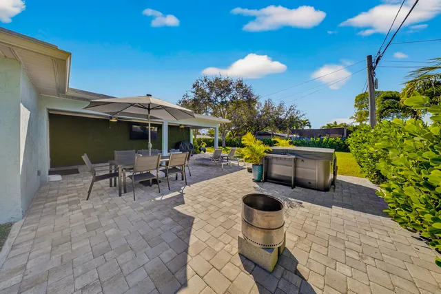 $549,000 | 1879 Southeast Madison Street, Stuart, FL 34997