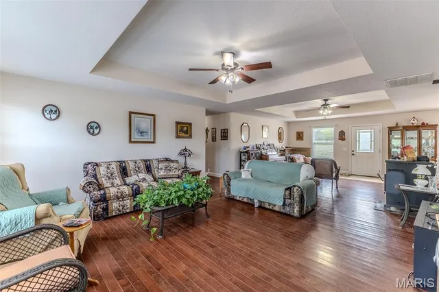 $344,900 | 22948 Gardner Road, Lebanon, MO 65536