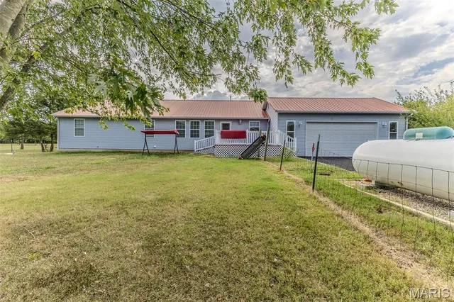 $344,900 | 22948 Gardner Road, Lebanon, MO 65536