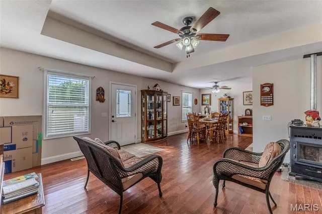 $344,900 | 22948 Gardner Road, Lebanon, MO 65536