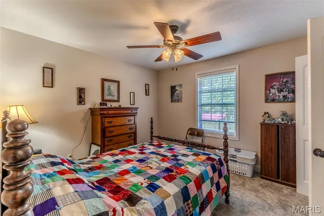 $344,900 | 22948 Gardner Road, Lebanon, MO 65536