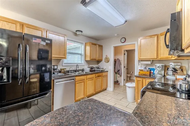 $344,900 | 22948 Gardner Road, Lebanon, MO 65536