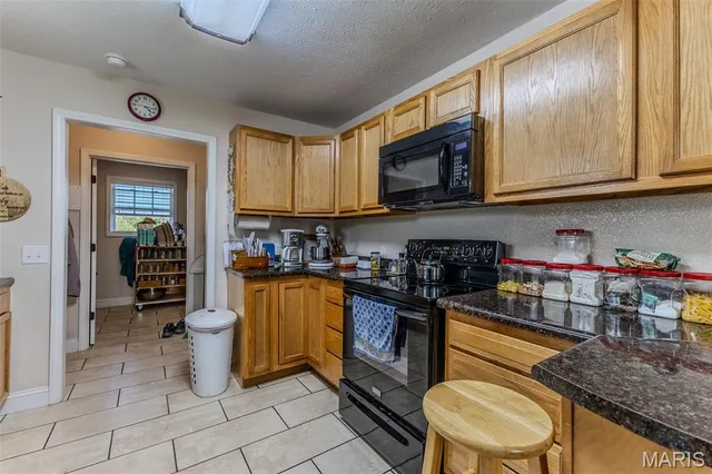 $344,900 | 22948 Gardner Road, Lebanon, MO 65536