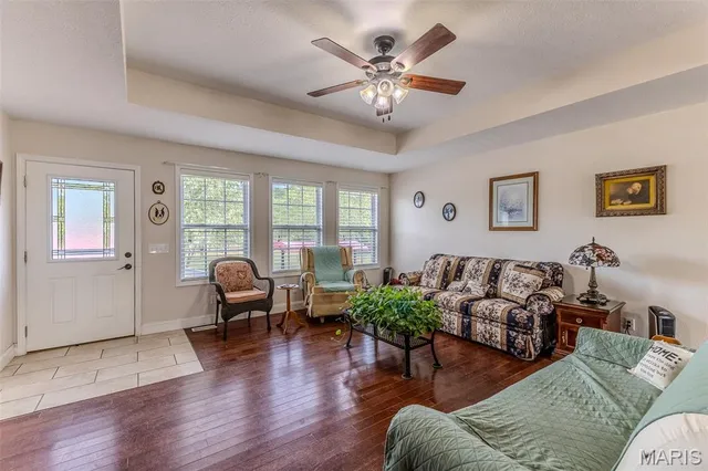 $344,900 | 22948 Gardner Road, Lebanon, MO 65536