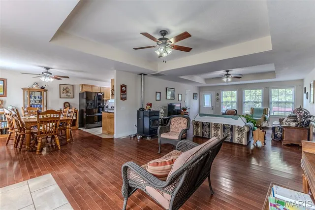 $344,900 | 22948 Gardner Road, Lebanon, MO 65536