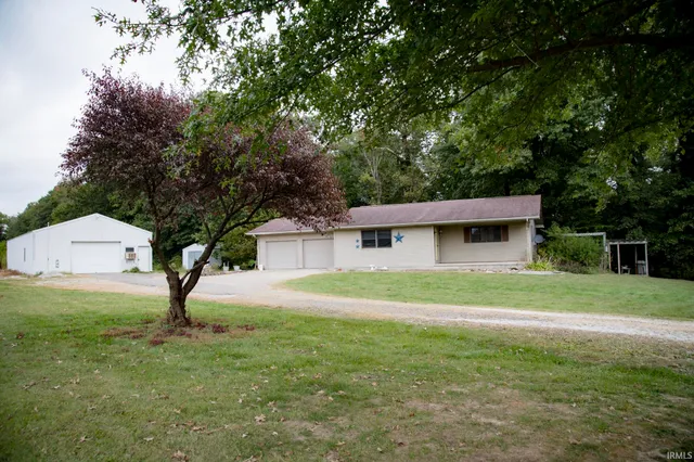 $249,900 | 1347 East County Road 500 South, Carlisle, IN 47838