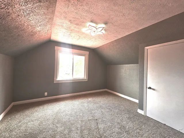 $1,950 | 2530 Lincoln Street, Anderson, IN 46016