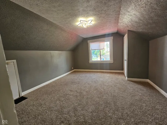 $1,950 | 2530 Lincoln Street, Anderson, IN 46016