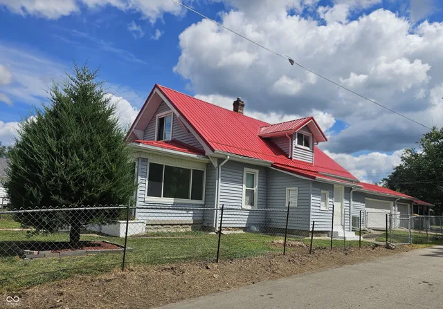 $1,950 | 2530 Lincoln Street, Anderson, IN 46016