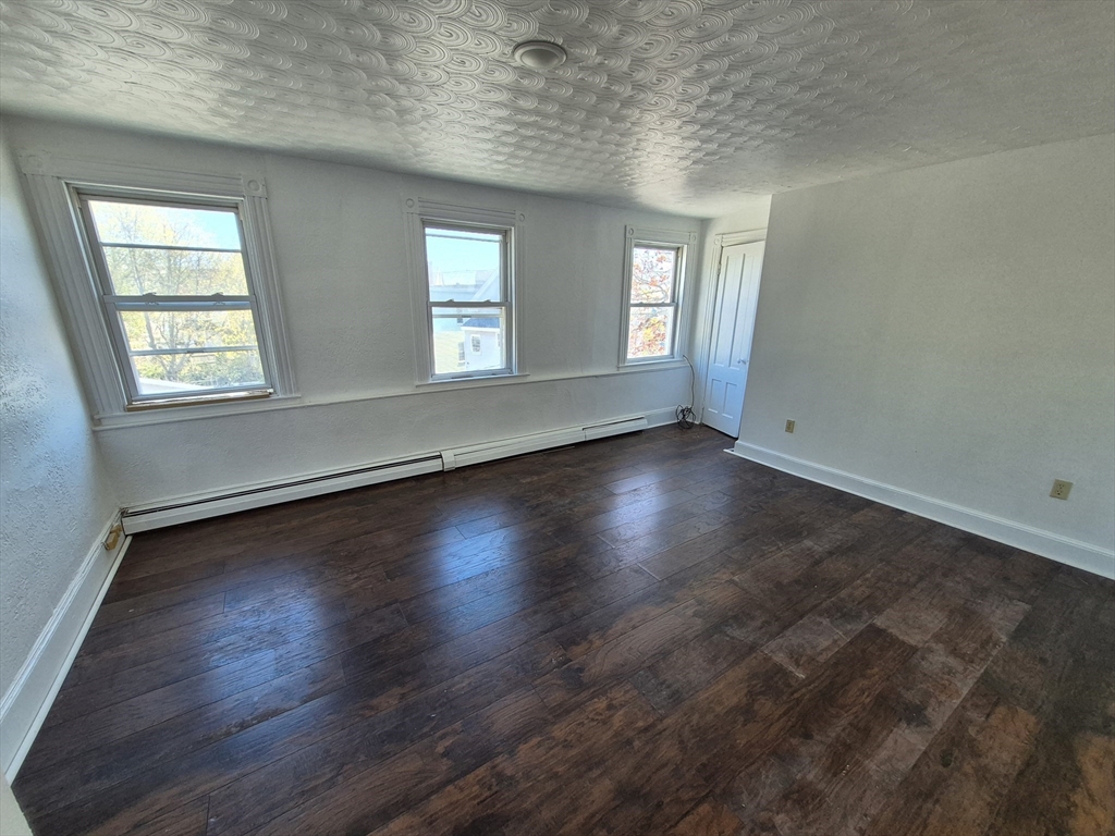 155 R Washington Street, Unit 3 Peabody, MA 01960 - Photo 12 of 17