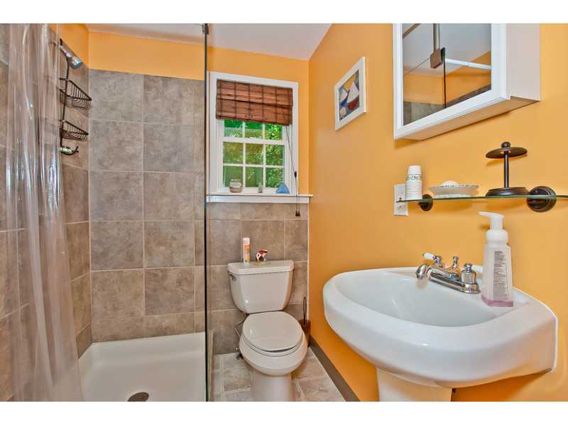 6 Rip Tide Drive Westerly, RI 02891 - Photo 6 of 16 Bathroom.