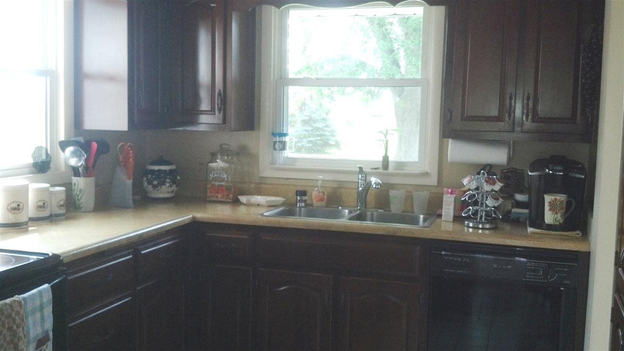 8910 Kress Road Fort Wayne, IN 46809 - Photo 10 of 36