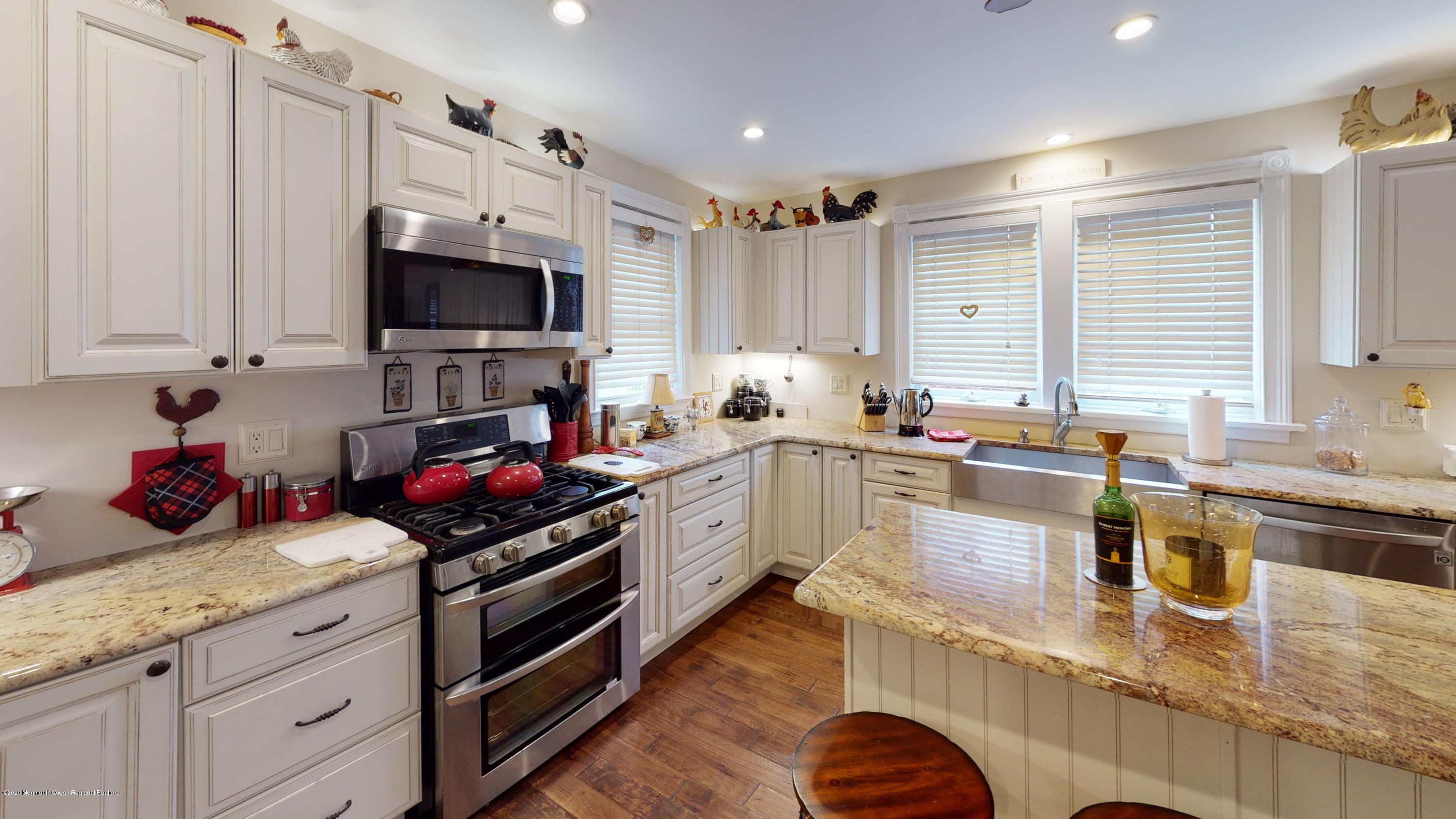 66 Smith Road Denville, NJ 07834 - Photo 8 of 44 Kitchen