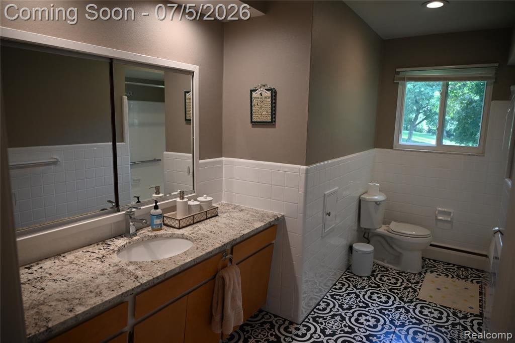 917 South Reading Road Bloomfield Hills, MI 48304 - Photo 29 of 41
