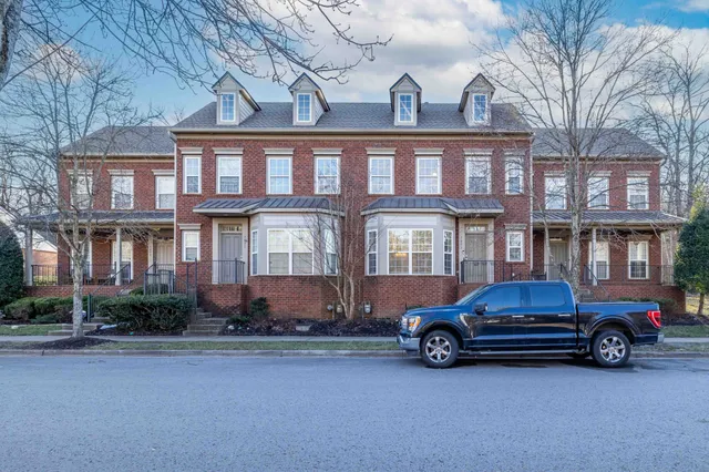 $415,000 | 7053 Sunnywood Drive, Nashville, TN 37211