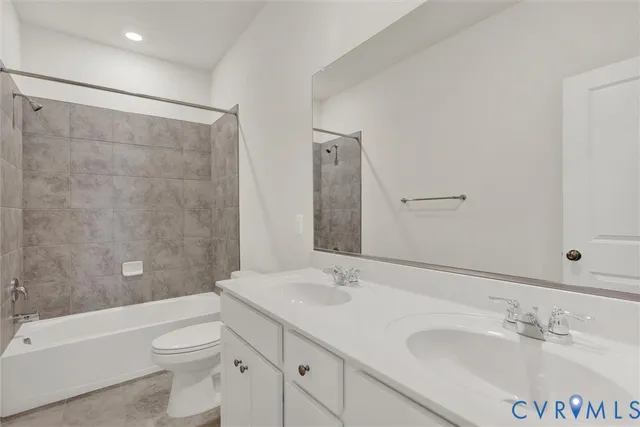 $649,140 | 8713 Centerline Drive, Chesterfield, VA 23832