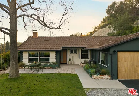 $1,649,000 | 1741 Golf Club Drive, Glendale, CA 91206