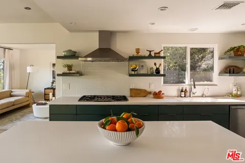 $1,649,000 | 1741 Golf Club Drive, Glendale, CA 91206