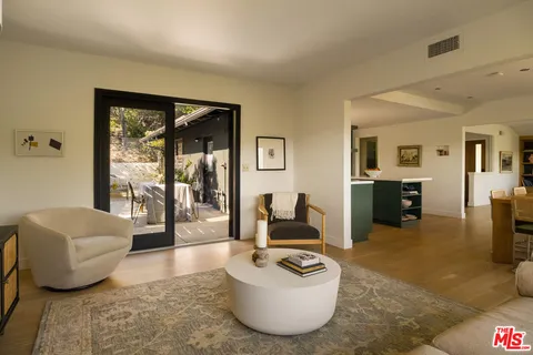 $1,649,000 | 1741 Golf Club Drive, Glendale, CA 91206