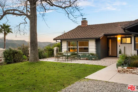 $1,649,000 | 1741 Golf Club Drive, Glendale, CA 91206