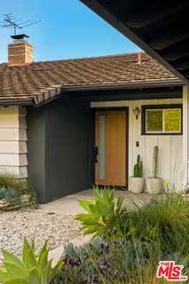 $1,649,000 | 1741 Golf Club Drive, Glendale, CA 91206