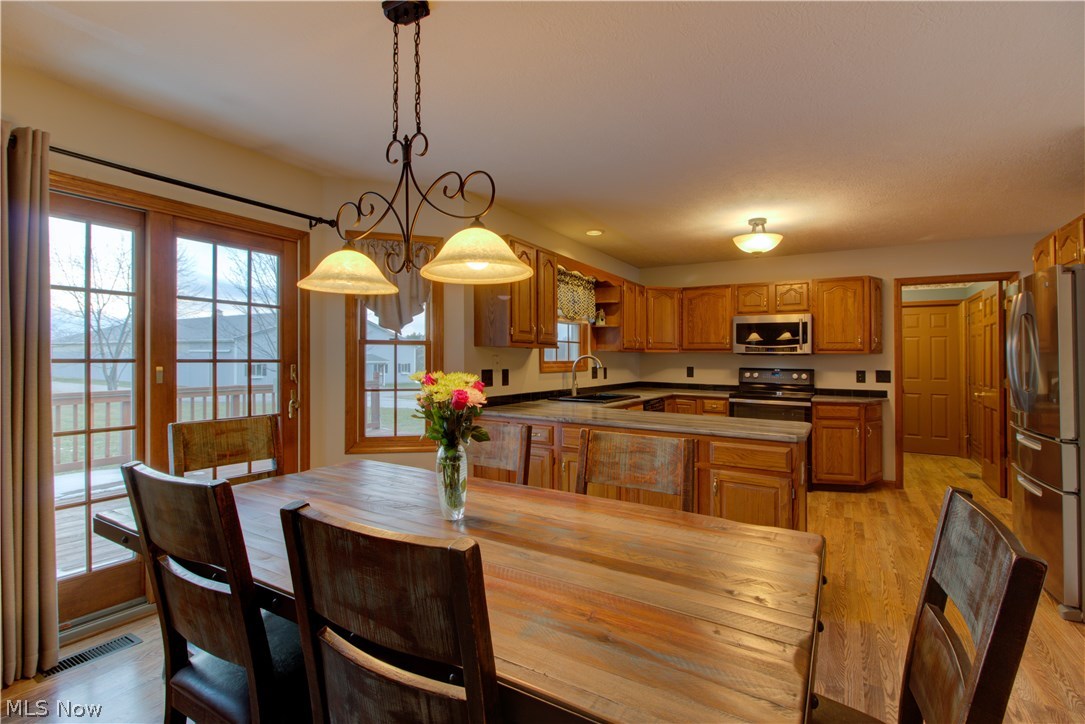 2160 Sunnyside Road Vermilion, OH 44089 - Photo 6 of 35 Gallery Image 6