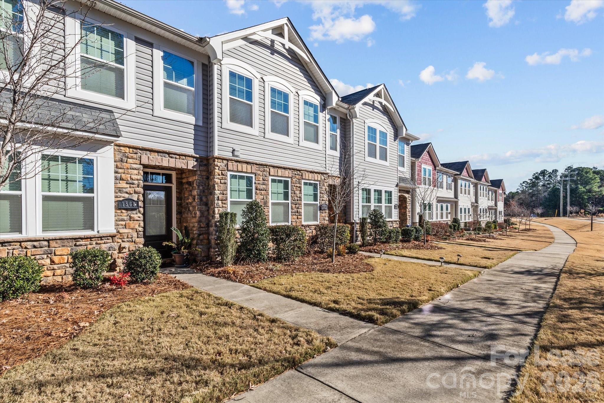 1564 Galloway Road Charlotte, NC 28262 - Photo 3 of 25 Gallery Image 3