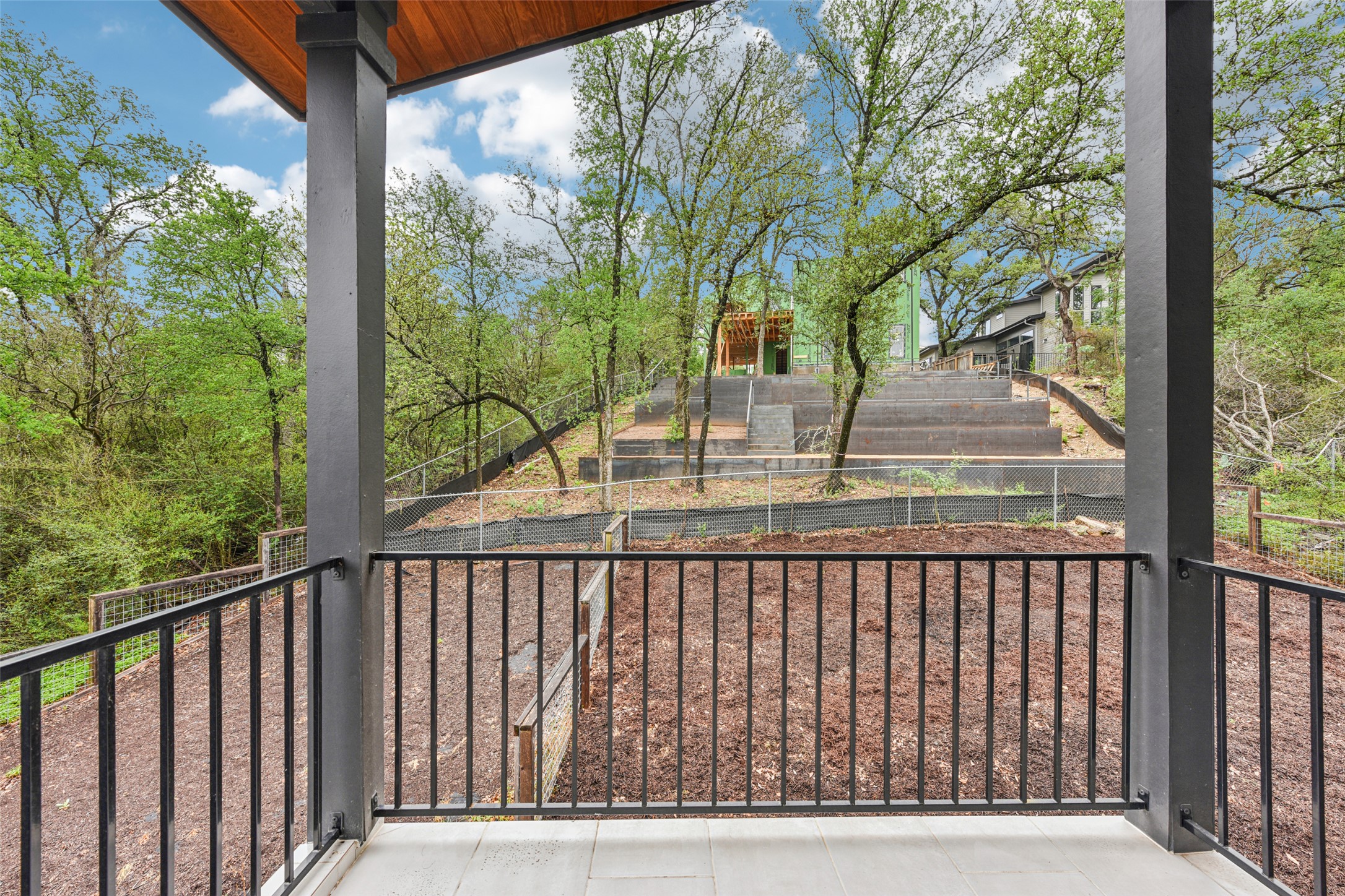 3607 Grant Street, Unit A Austin, TX 78721 - Photo 30 of 40 a view of a street from a balcony