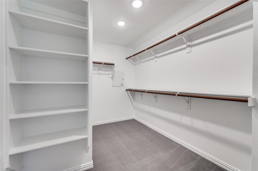 1308 Quaker Drive Fairview, TX 75069 - Photo 18 of 28 Huge Walk-In Closet