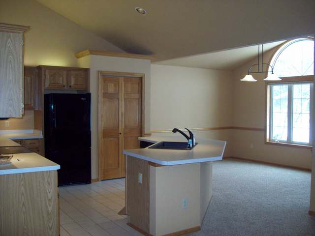 10017 Ridgewood Drive, Unit 9 Minocqua, WI 54548 - Photo 5 of 14 Gallery Image 5